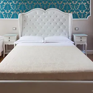 Opera Relais , Messina Italia